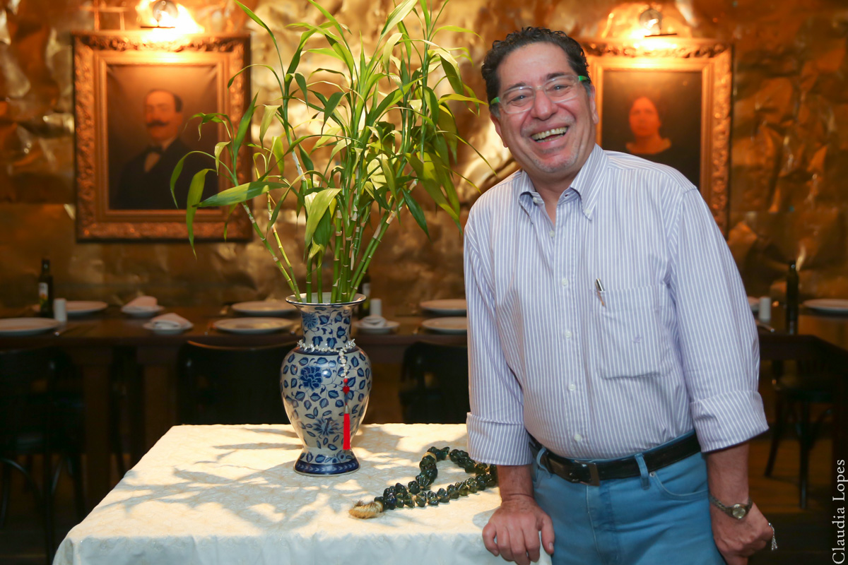 Chef Samir e Restaurante Folha de Uva em entrevista para o Flix TV